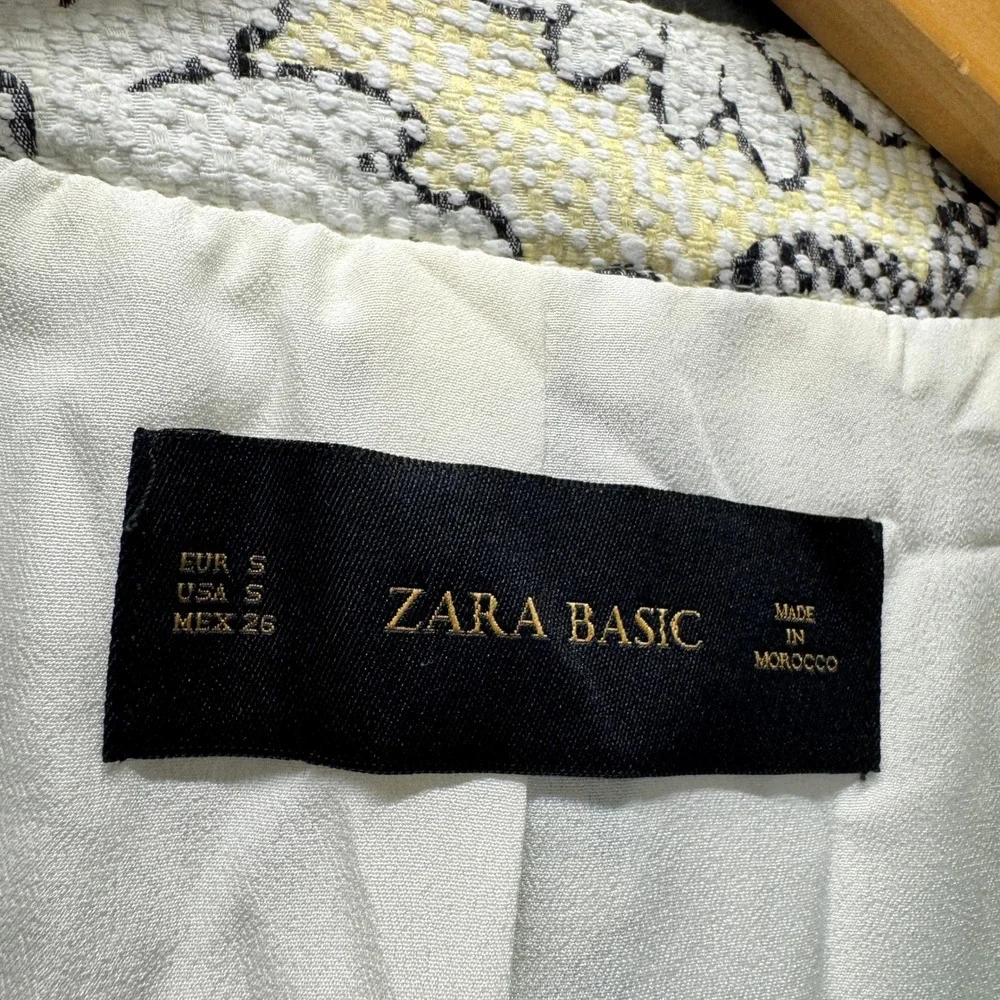 Zara Basic Jacket Womens‎ Small Open Floral Jacquard Pixelated Multicolor Boho